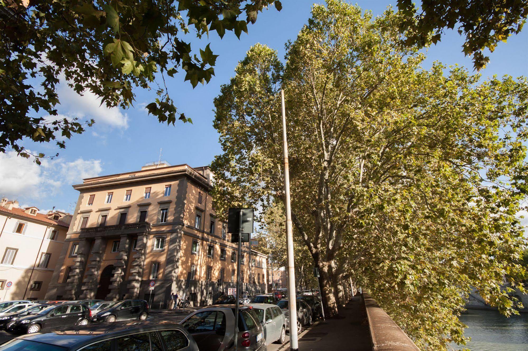 Couette-café River Rome